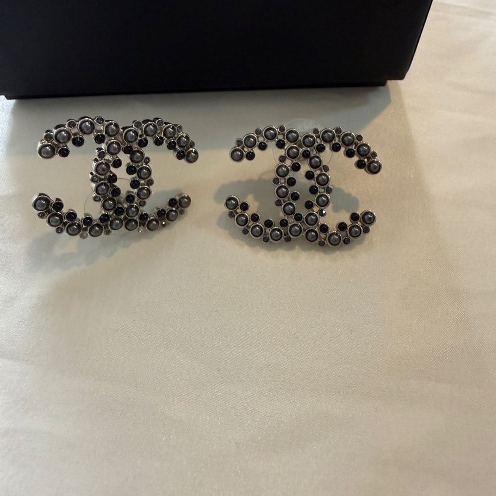 CHANEL Black and Silver CC Logo Earrings
